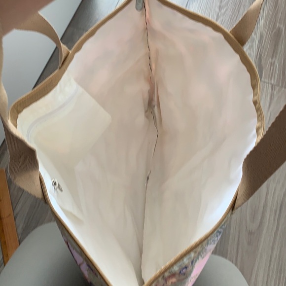 SOLD‼️2 Lesportsac bags. - Picture 5 of 10